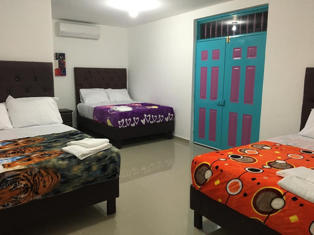 Hostal Johnnier Macao פונטה קאנה מראה חיצוני תמונה